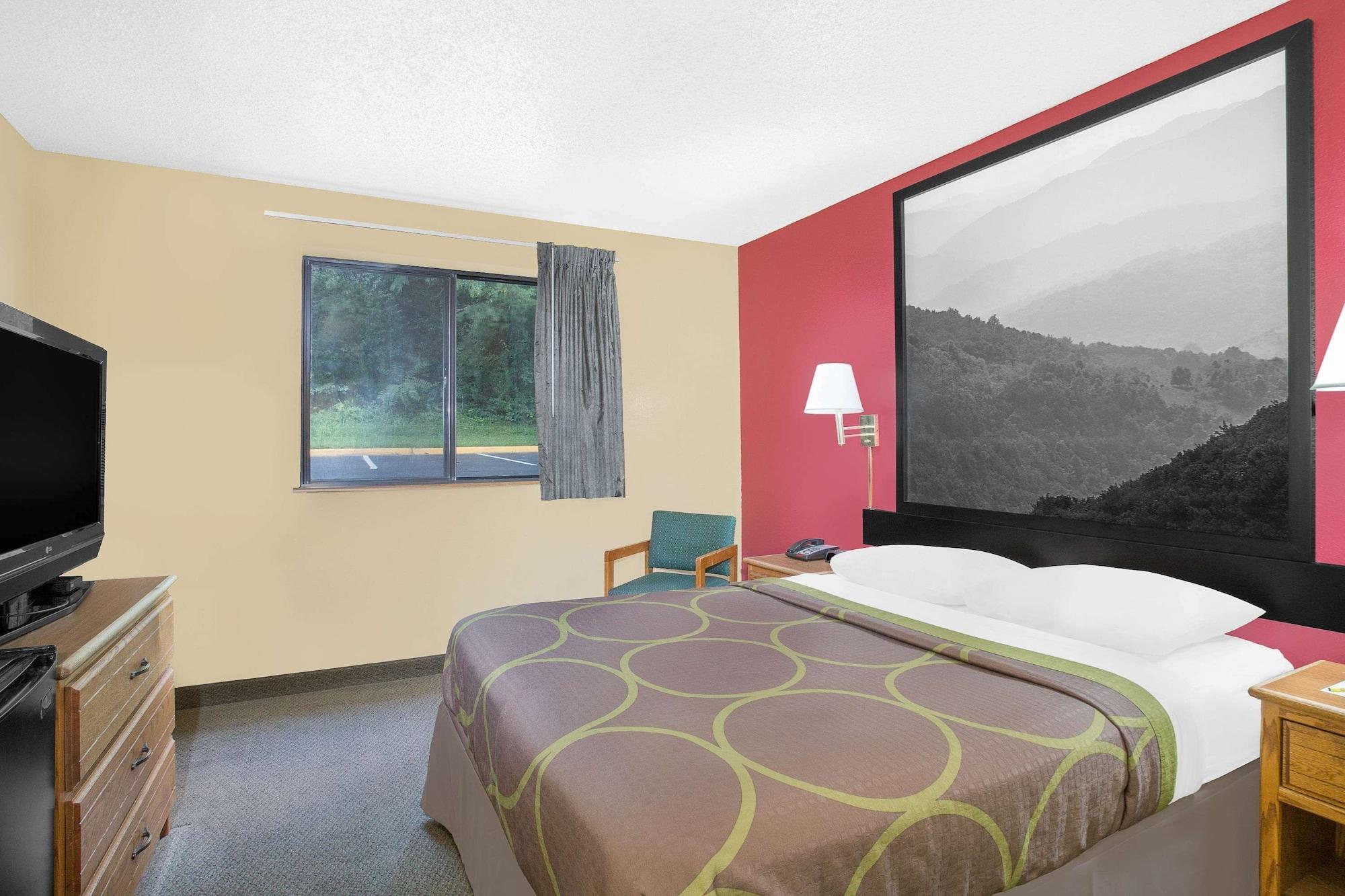 Super 8 By Wyndham Roanoke Va Motel Luaran gambar