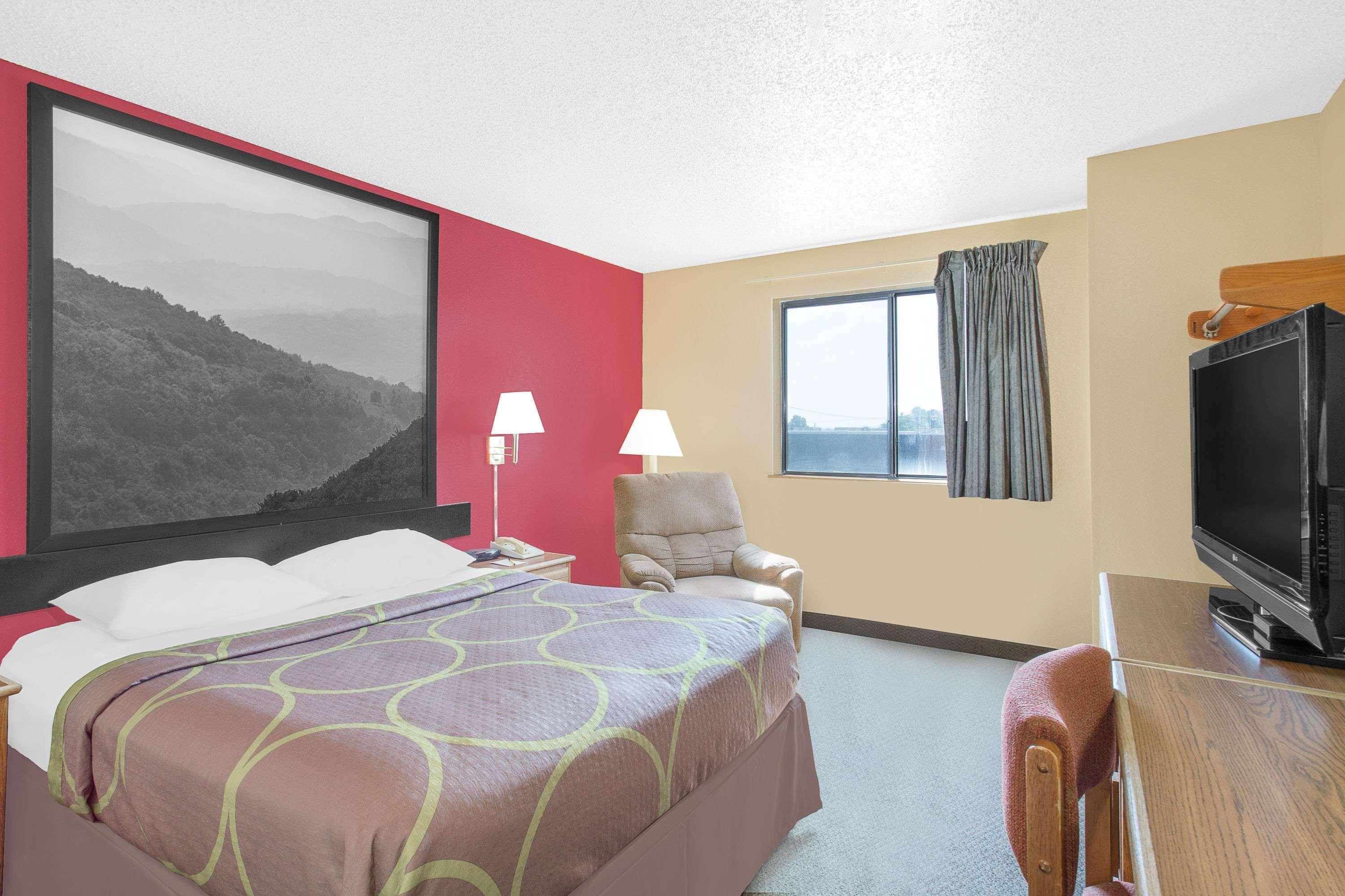 Super 8 By Wyndham Roanoke Va Motel Luaran gambar